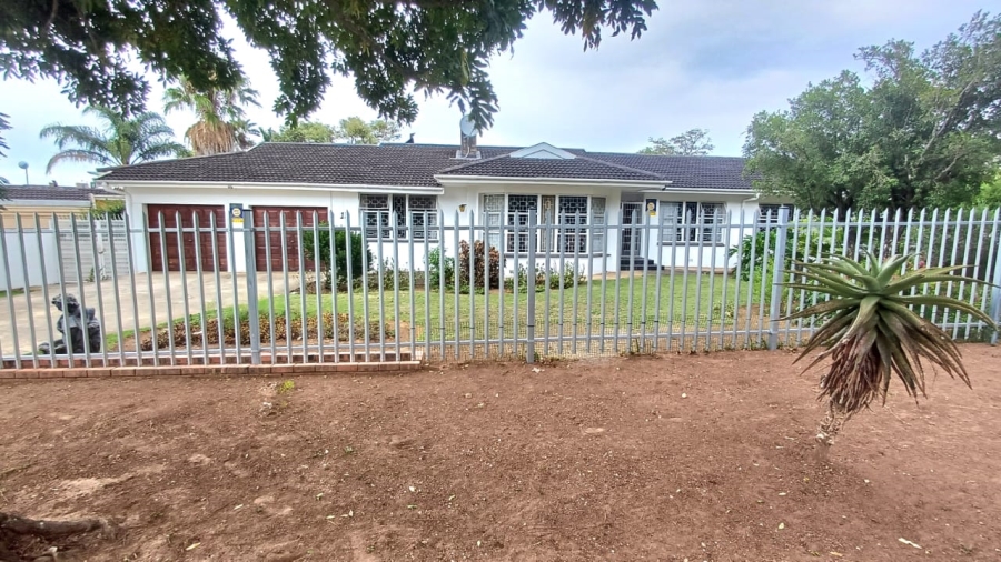 5 Bedroom Property for Sale in Vanes Estate Eastern Cape